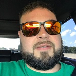 Meet your Posher, Christopher